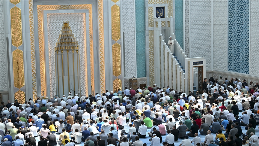 Diyanet İşleri Başkanlığının Görevi Doğruları Gündeme Getirmek Değil Midir?